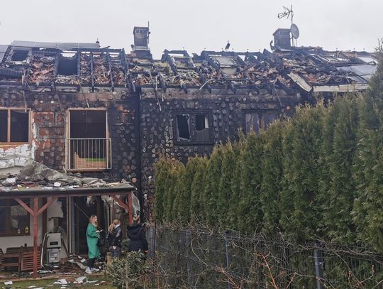 Pożar uszkodził 6 domów w Zgorzale. Pogorzelcy potrzebują pomocy