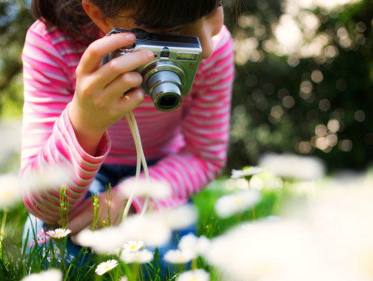 Prażmów w obiektywie – konkurs fotograficzny dla młodych