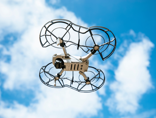 Projekt dronowy w Lesznowoli nadal budzi kontrowersje