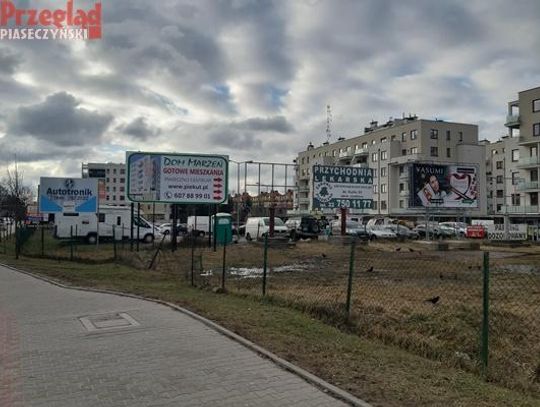 Reklamy jeszcze powiszą