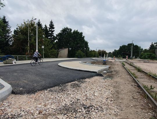 Remont Sienkiewicza. Dlaczego przy Dworcowej wciąż jest tylko pół ronda?