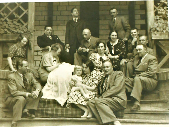 Rodzina dr. Antoniego Jaszczołta (cz. 2). Między Piasecznem a Katyniem