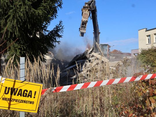Rozbiórka Domu Nauczyciela w Piasecznie ruszyła [WIDEO]