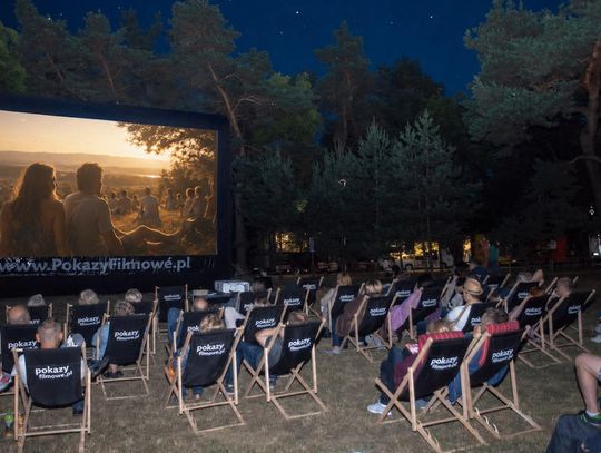 Rusza kino plenerowe i strefa kibica w Konstancinie