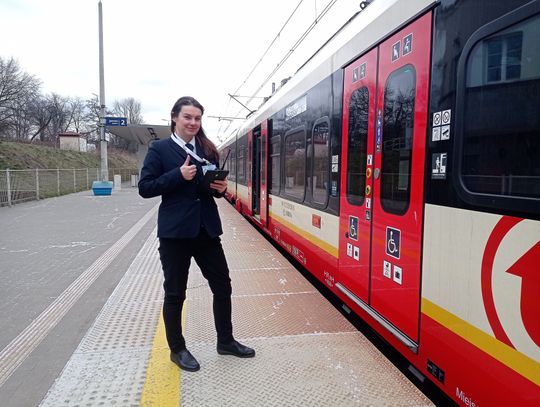 Ruszył pierwszy pociąg SKM z Piaseczna. Mamy zdjęcia i wideo