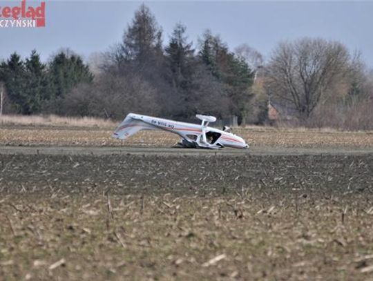 Samolot spadł na pole w Gassach