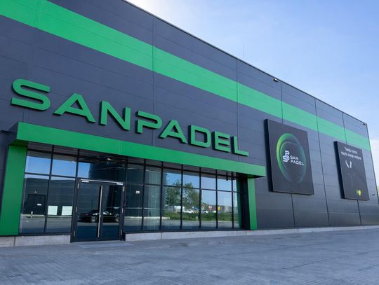 SanPadel – największy i najbardziej zaawansowany klub padla w Polsce powstaje w Piasecznie - wkrótce otwarcie SanPadel – największy i najbardziej zaawansowany klub padla w Polsce powstaje w Piasecznie - wkrótce otwarcie