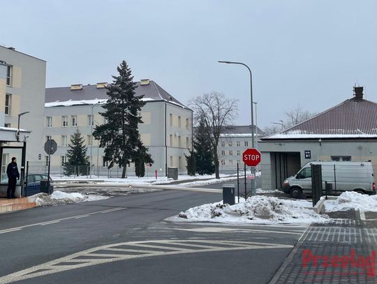 Skandal w policyjnych koszarach w Piasecznie. Pijany dowódca miał wykorzystać policjantkę [AKTUALIZACJA]