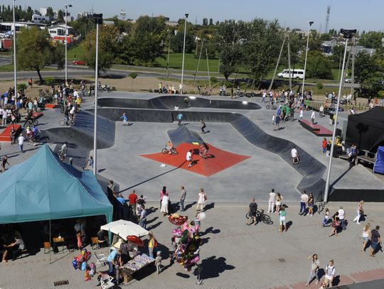 Skatepark w Piasecznie może być oświetlony dłużej. Jest wniosek radnej
