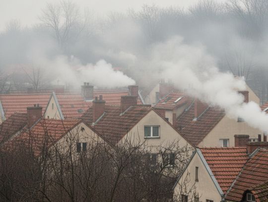 Smogowa aura nad regionem - gminy alarmują o wysokim PM10