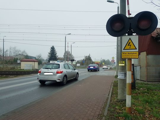 Stara Iwiczna. Rogatki się zamknęły, pijany kierowca zmrużył oczy