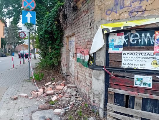 Straż Miejska zabezpieczyła ruinę