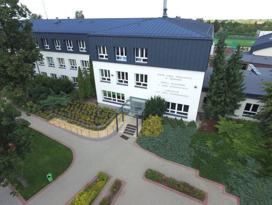 Szkoła w Mrokowie pęka w szwach. Czas na inwestycje w edukację