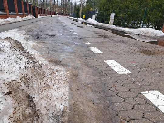 Uwaga na wezbrane rzeki i mokre drogi Uwaga na wezbrane rzeki i mokre drogi