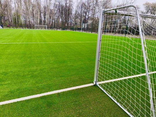 W Józefosławiu można już grać w piłkę