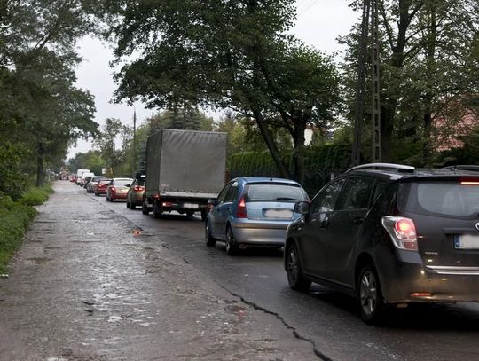 W korkach i błocie Lesznowola