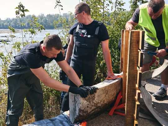 Wisła odsłoniła tajemnice królewskiej rezydencji
