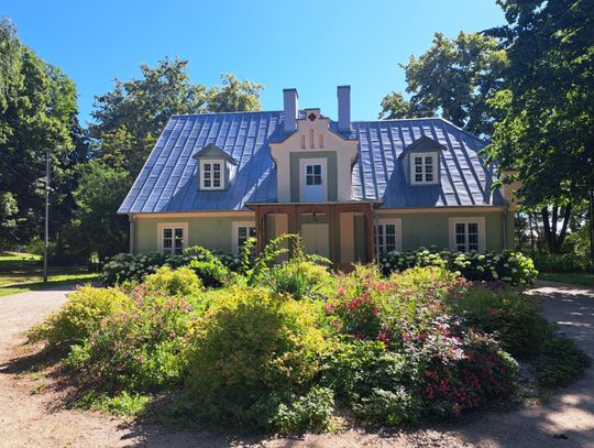 Wybierzmy wspólnie nazwę dla kawiarni! Wybierzmy wspólnie nazwę dla kawiarni!