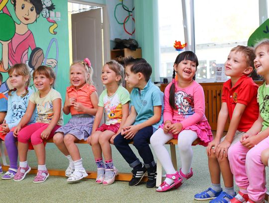 Zapisy na wakacyjne dyżury przedszkoli i zajęcia w szkołach