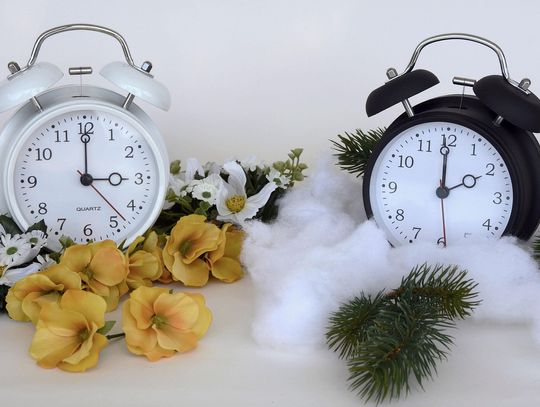 Zmiana czasu na zimowy. Co z rozkładem jazdy w komunikacji?