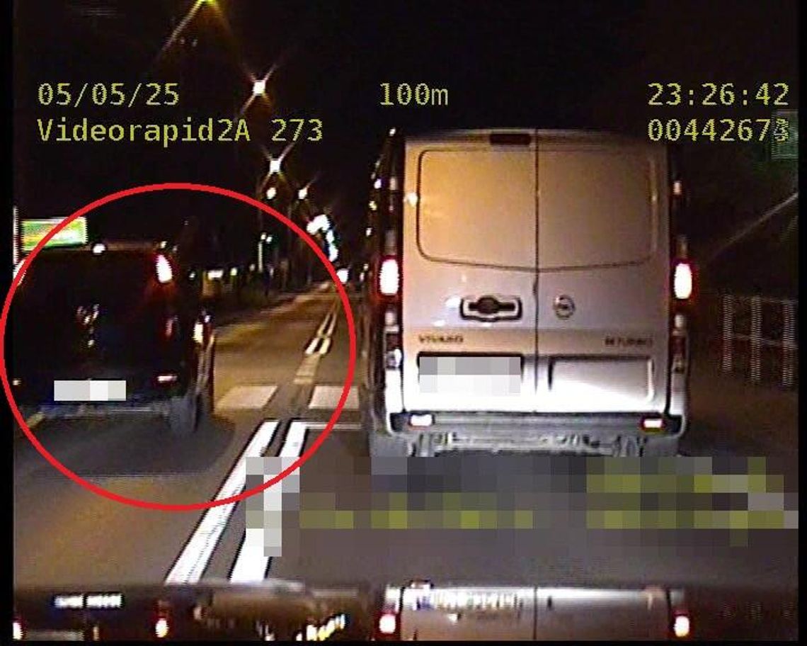 24 punkty karne i 2 400 zł mandatu w kilka sekund. Niebezpieczna jazda w Starej Iwicznej
