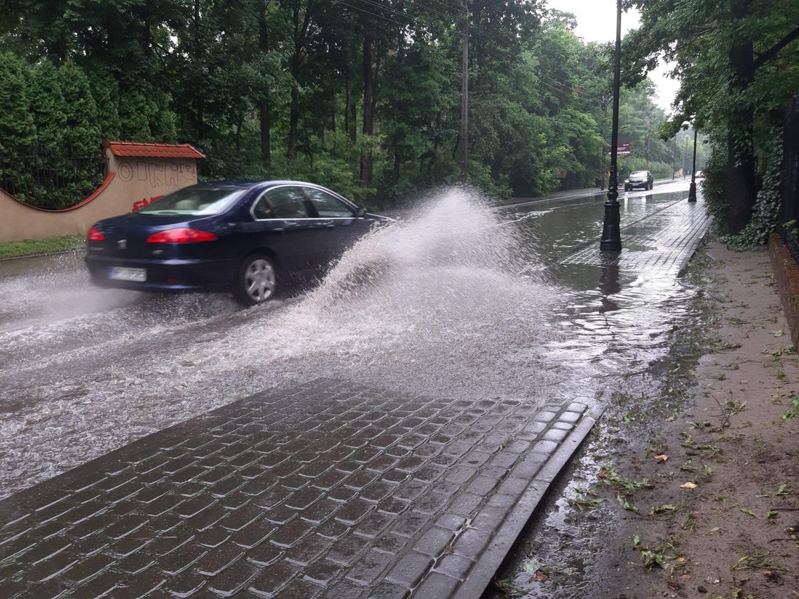 40 milionów na powiatowe drogi