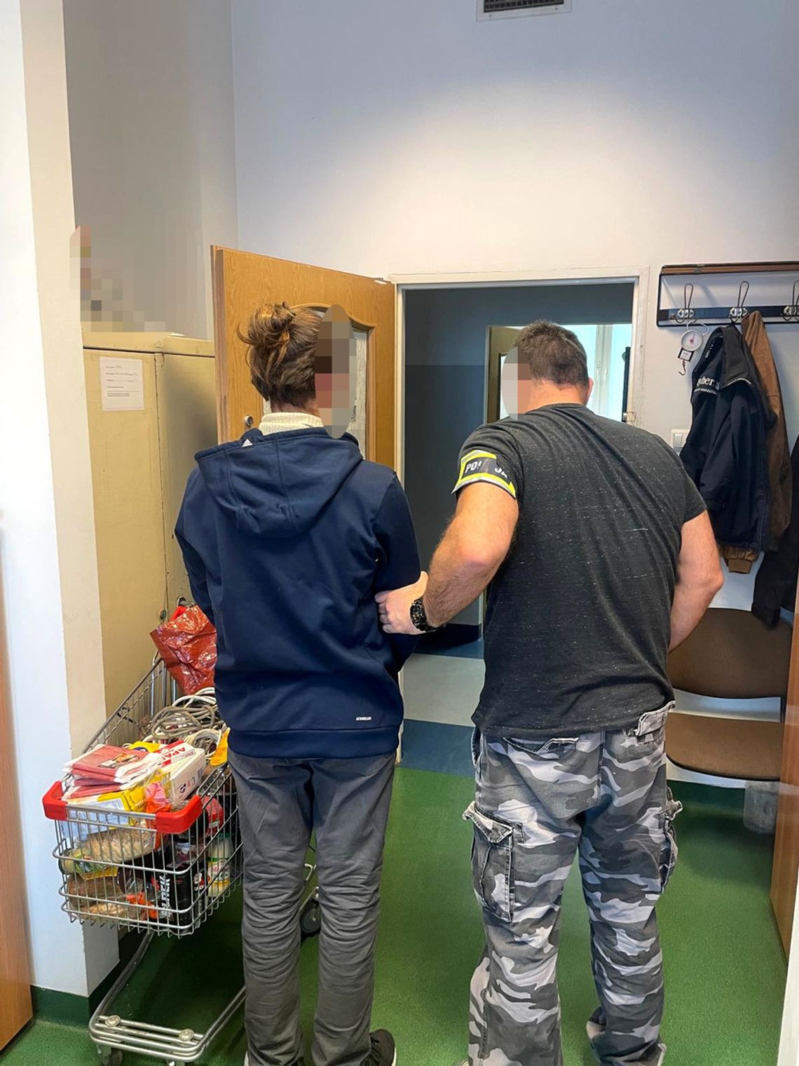 42-latek zatrzymany za kradzież wózka pełnego towaru