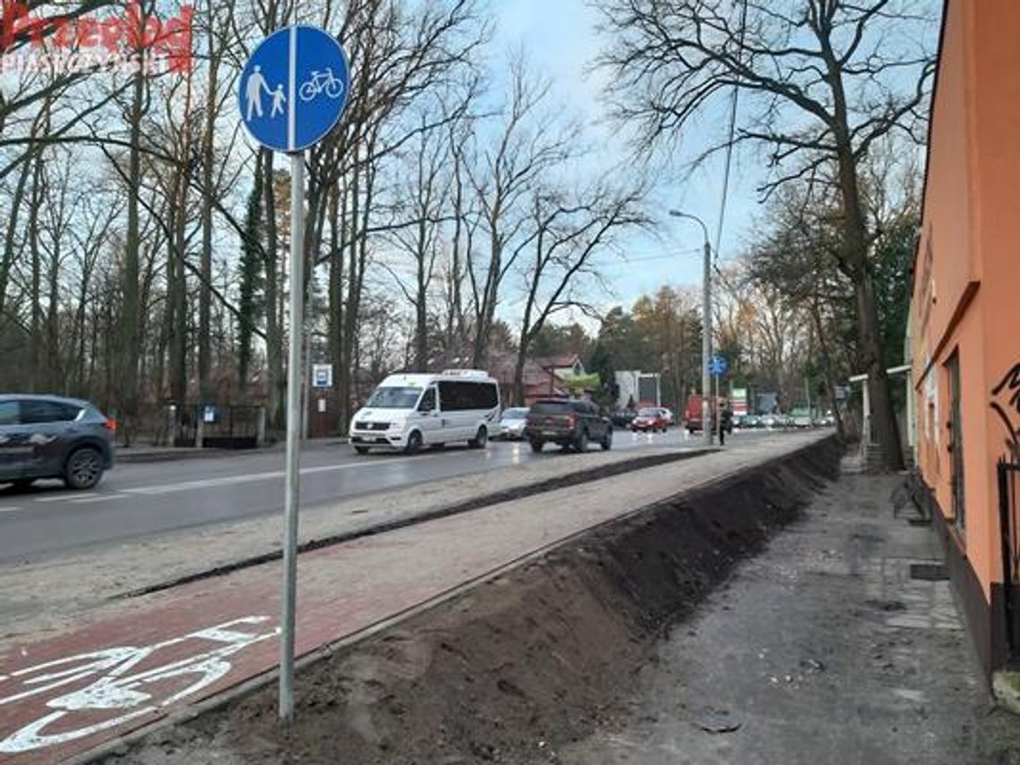 Absurd (wielo)poziomowy