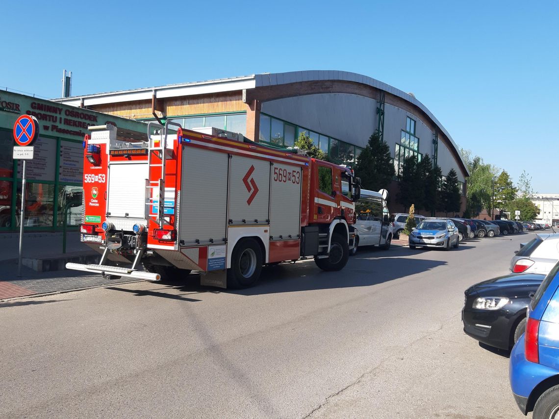 Alarmy bombowe w kolejnych szkołach