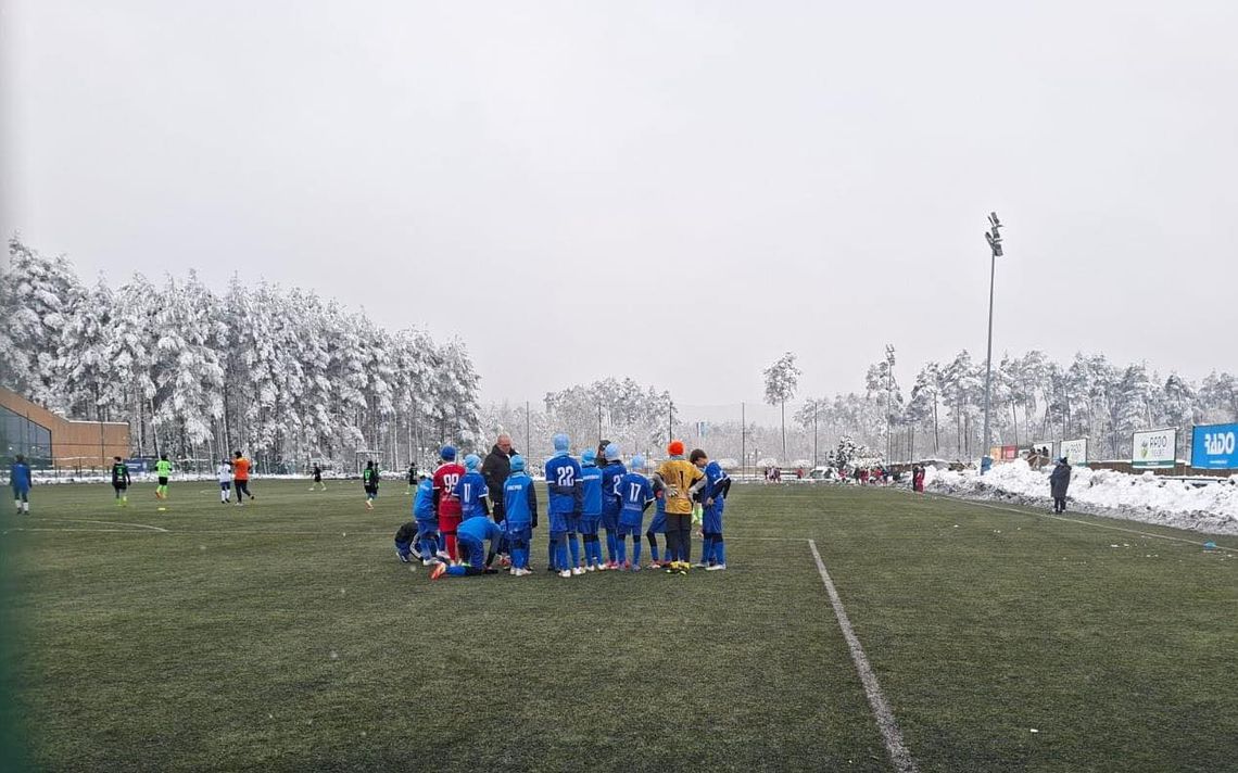 Chylice walczą o rozbudowę boiska Chylice walczą o rozbudowę boiska