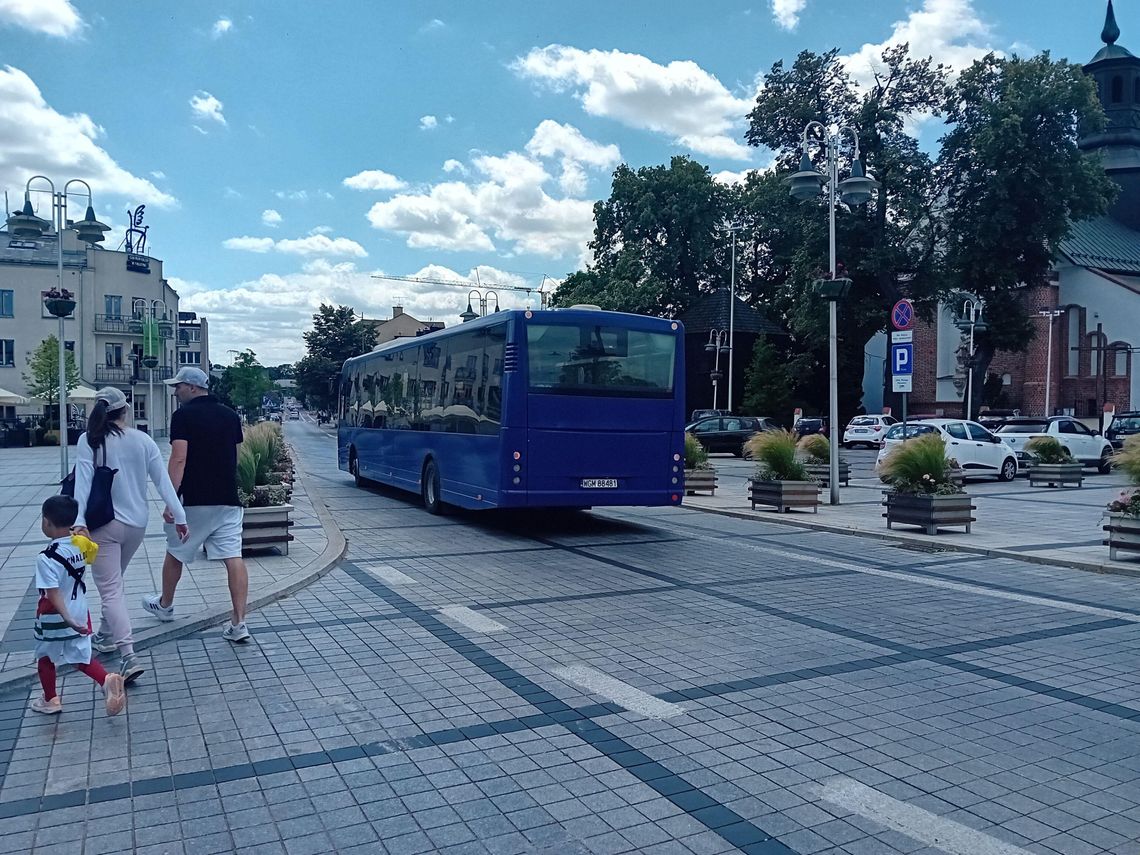 Czy jeden autobus połączy trzy gminy?
