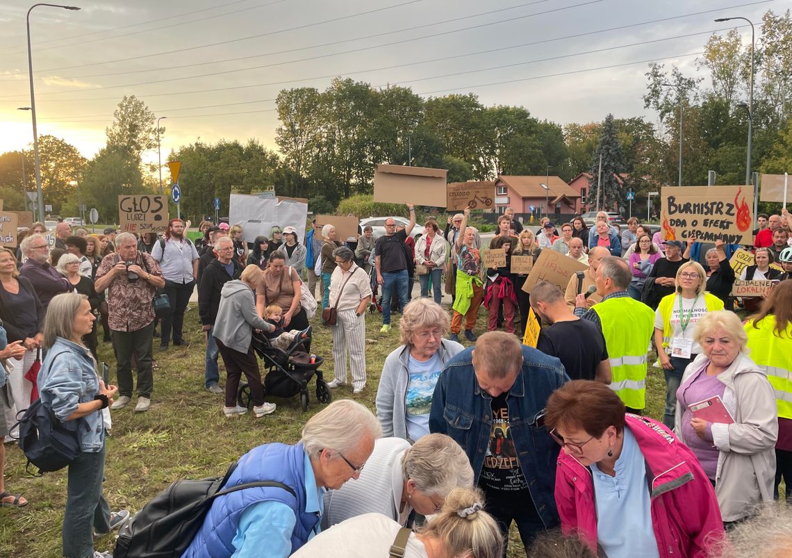 „Data center? Nie tutaj!” – protest przy budowie na Energetycznej