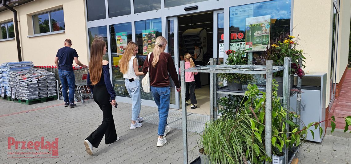 Dino na Wilanowie wreszcie otwarte. Byliśmy na zakupach w najsłynniejszym markecie w Polsce!