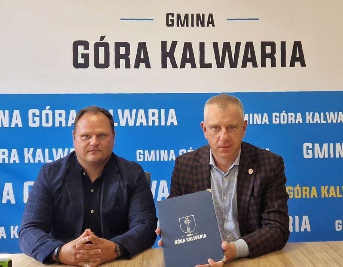 Gm. Góra Kalwaria. Na tę drogę czekają od lat. Wreszcie jest umowa Gm. Góra Kalwaria. Na tę drogę czekają od lat. Wreszcie jest umowa