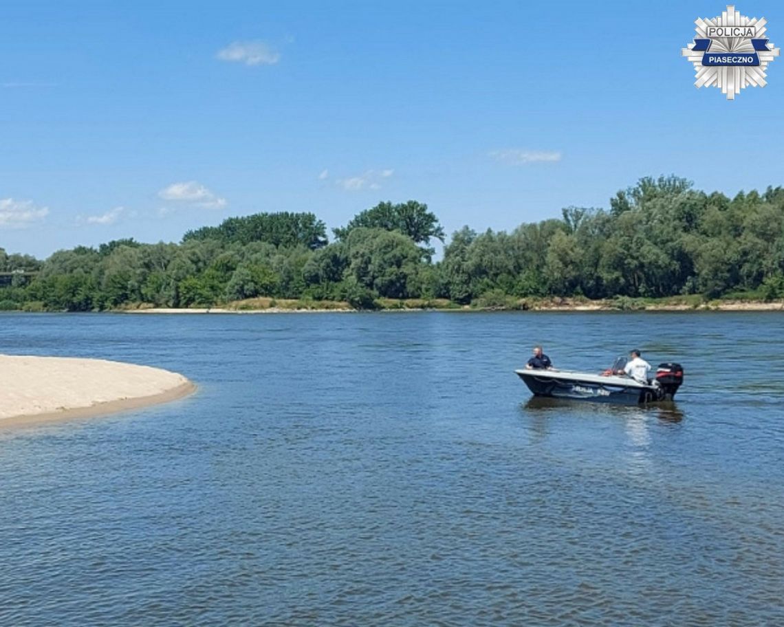 Góra Kalwaria. Sprawdzali dziką plażę na Wiśle