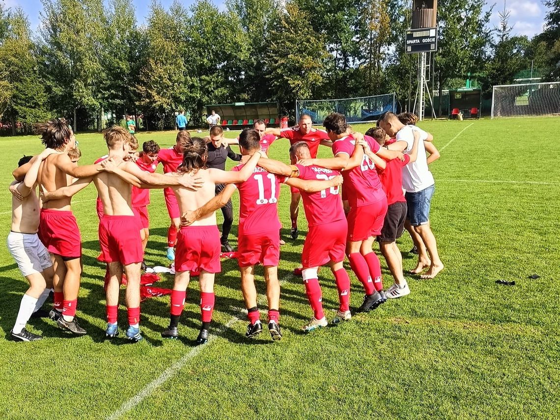 Idą łeb w łeb. Podsumowanie rundy jesiennej w B-klasie