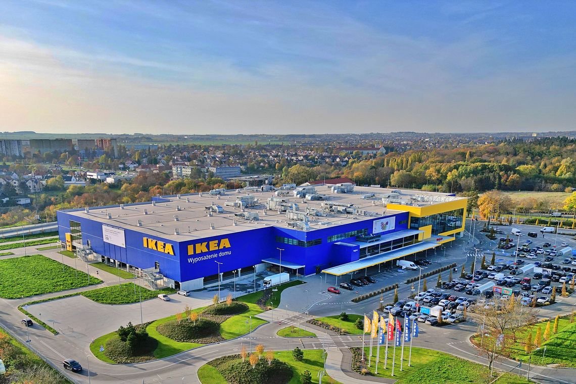 IKEA tnie etaty, branża meblarska mówi o kryzysie. Zwolnienia dotkną Warszawy i okolic?