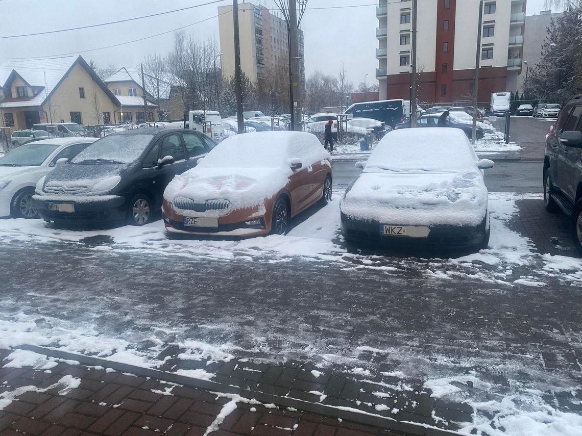 Jedziesz nieodśnieżonym samochodem? Zobacz ile zapłacisz