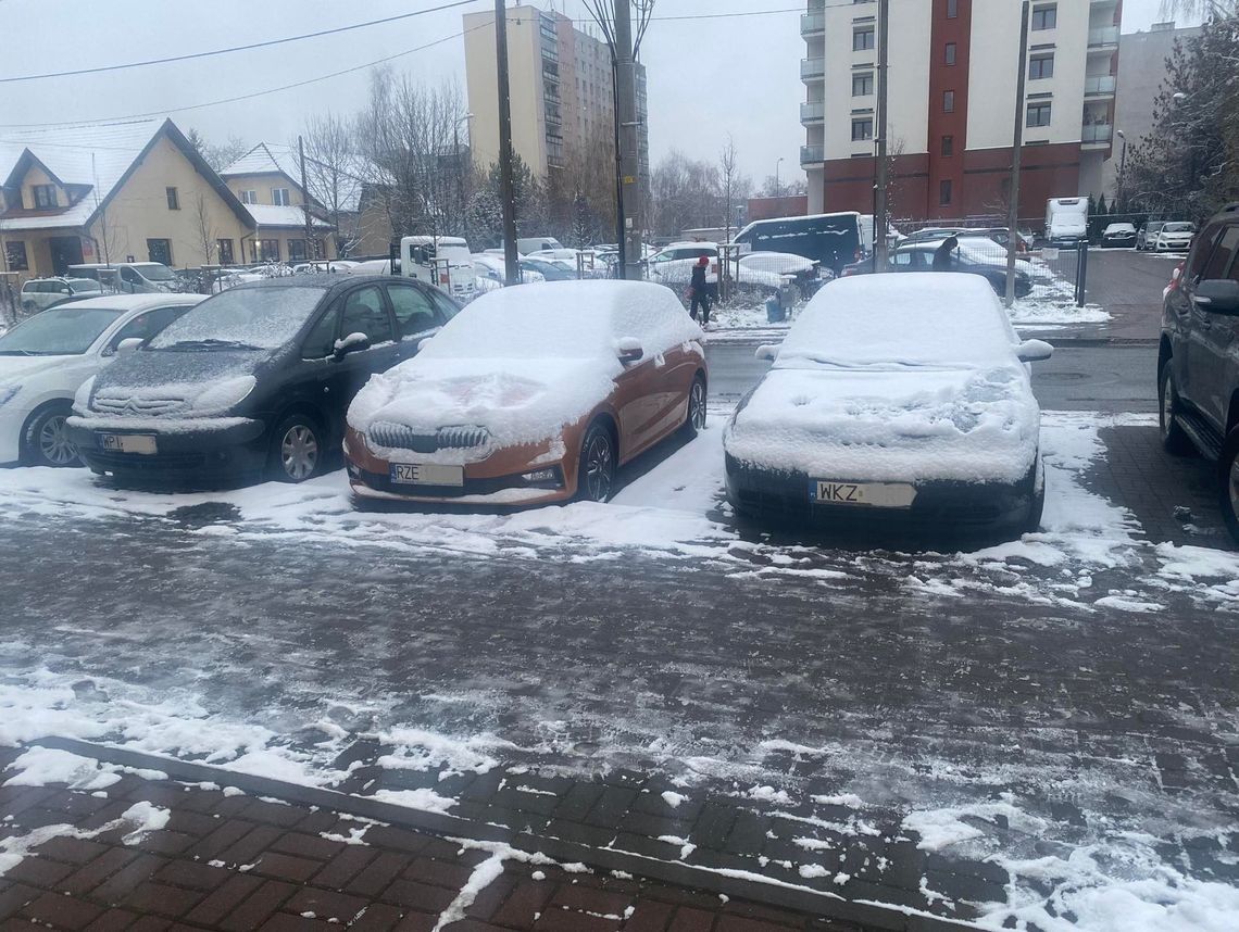 Jedziesz nieodśnieżonym samochodem? Zobacz, ile zapłacisz