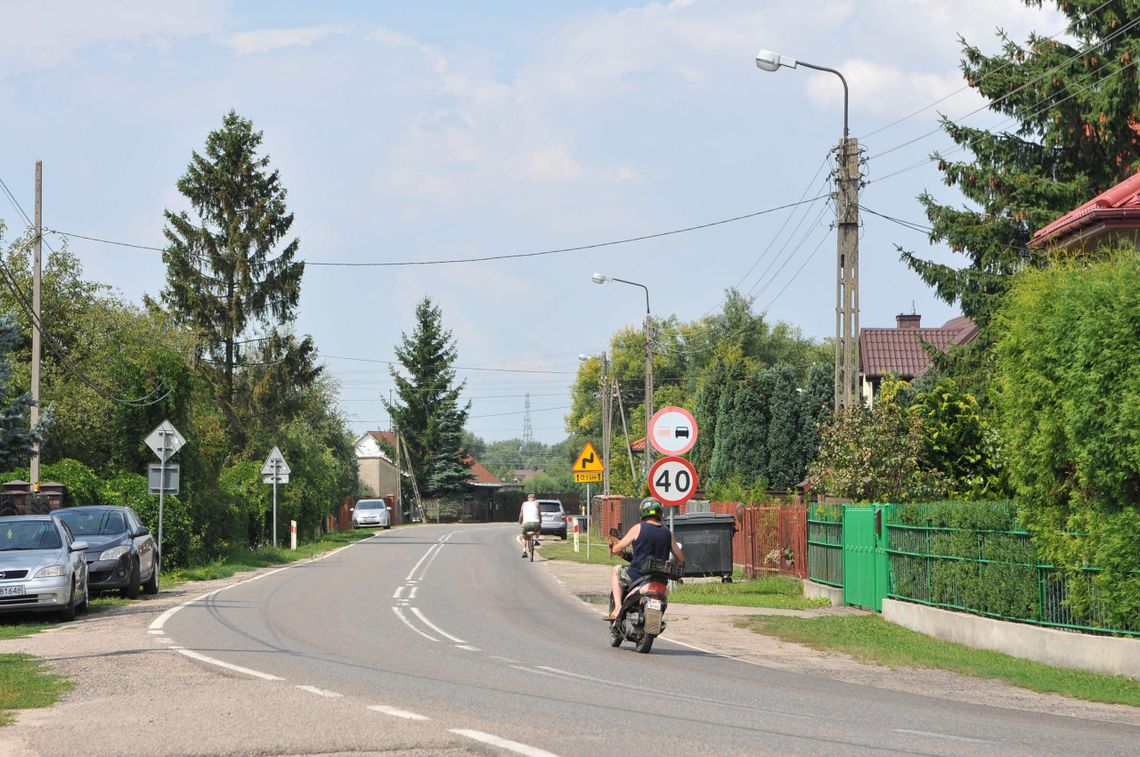 Kiedy będzie bezpieczniej przy drodze 721 z Konstancina do Ciszycy?