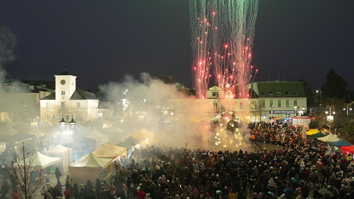 Kiermasz Świąteczny na piaseczyńskim rynku Kiermasz Świąteczny na piaseczyńskim rynku
