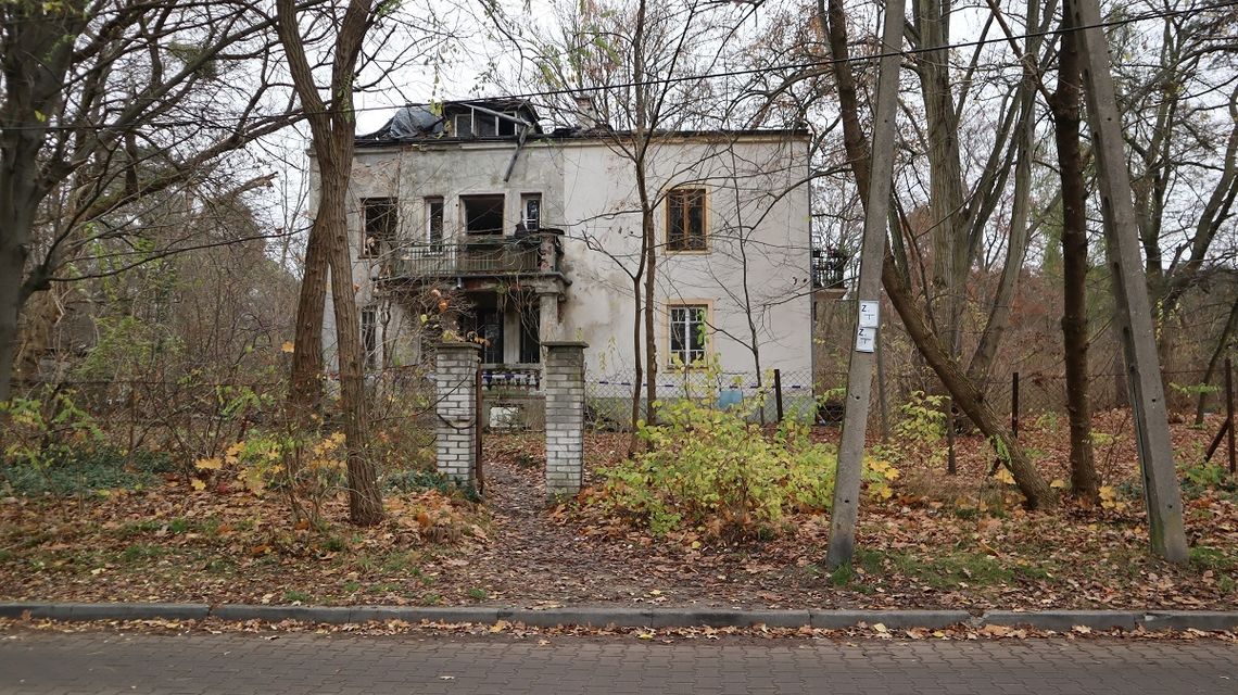 Konstancin-Jeziorna. Pożar w wilii Krysieńka. To mogło być podpalenie?