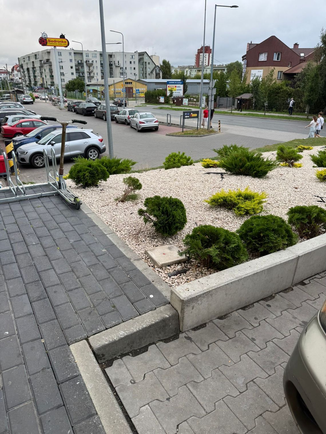 Kosze zniknęły, problem pozostał?