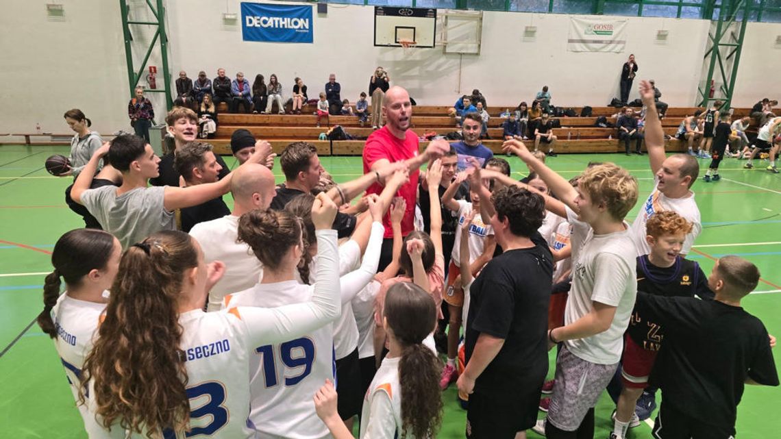 Koszykarski turniej z gwiazdą NBA na Święto Niepodległości [GALERIA ZDJĘĆ]