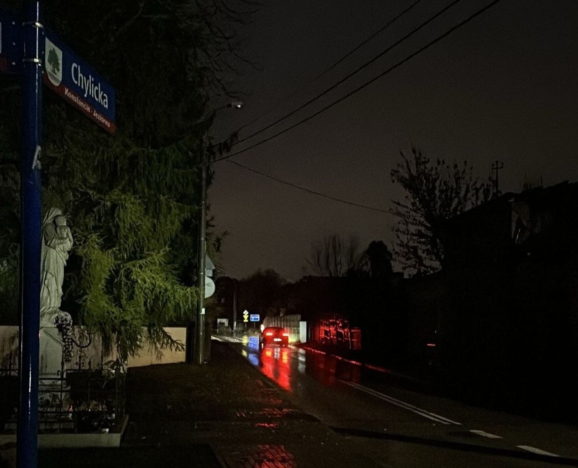 Latarnie wzdłuż DW721 w Konstancinie-Jeziornie znów zaświecą Latarnie wzdłuż DW721 w Konstancinie-Jeziornie znów zaświecą