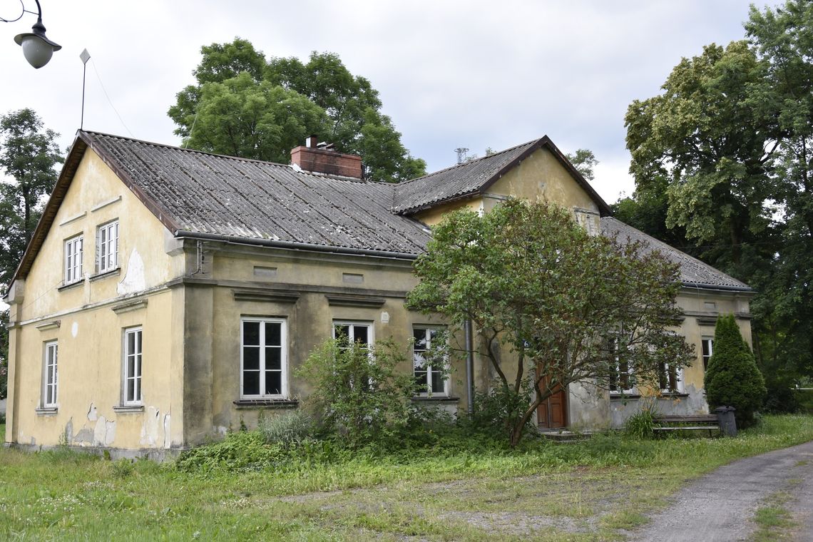 Lesznowola. Dworek z szansą na kolejne środki