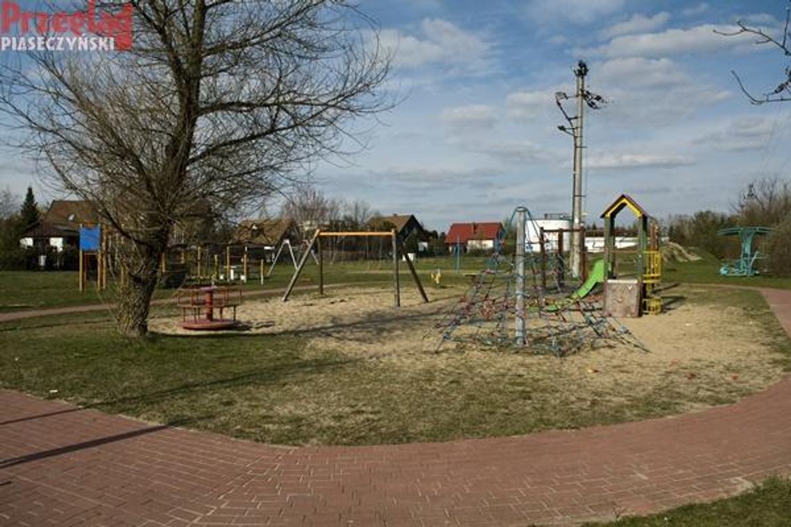 Lifting placów zabaw