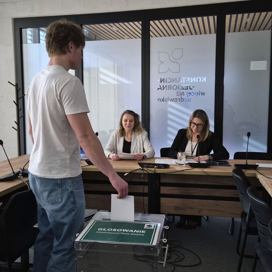 Młodzieżowa Rada Miejska w Konstancinie-Jeziornie wybrana. Znamy skład