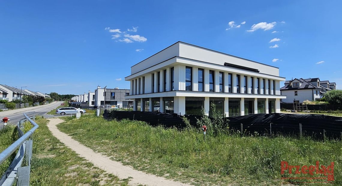 Nie będzie drugiej siedziby szkoły w Józefosławiu. Dyrekcja zrywa umowę Nie będzie drugiej siedziby szkoły w Józefosławiu. Dyrekcja zrywa umowę