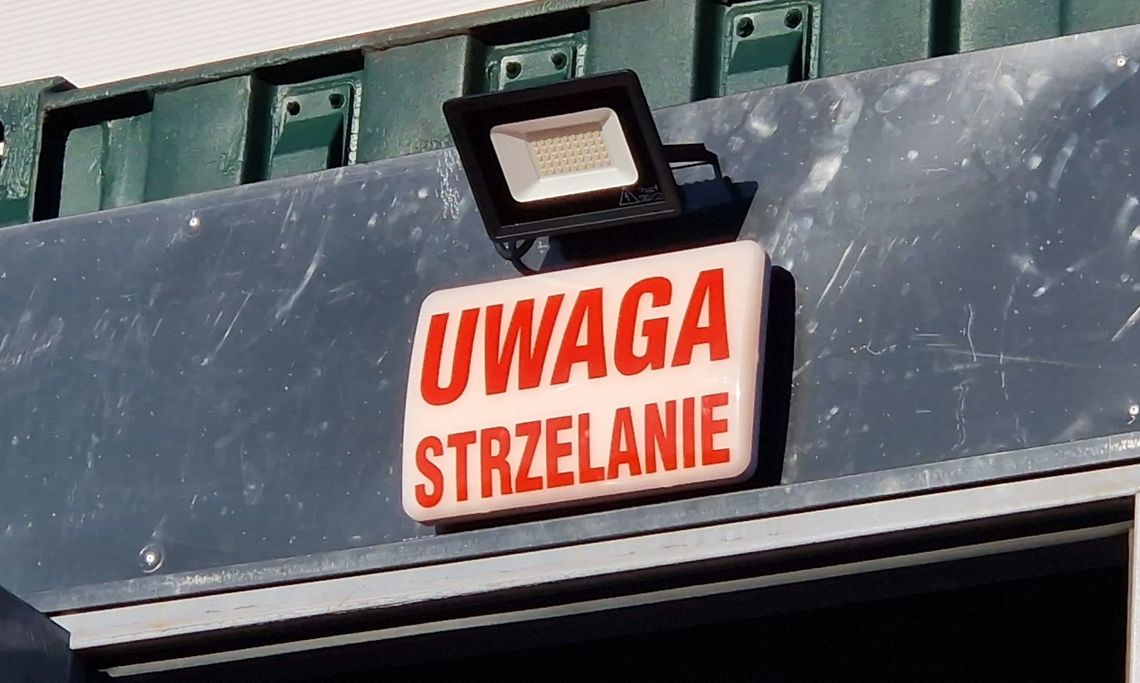 Nowa atrakcja sportowa w Górze Kalwarii – strzelnica w kontenerze już otwarta!